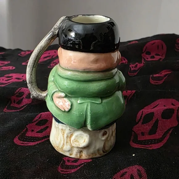Small Toby Mug - Picture 2 of 5
